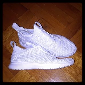 Reebok Women's Plus Runner Sneaker